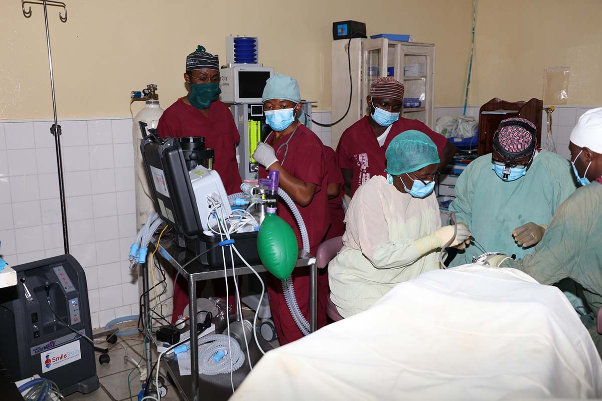 Donation de Smile Train à HEAL Africa : la sécurité du malade passe en premier