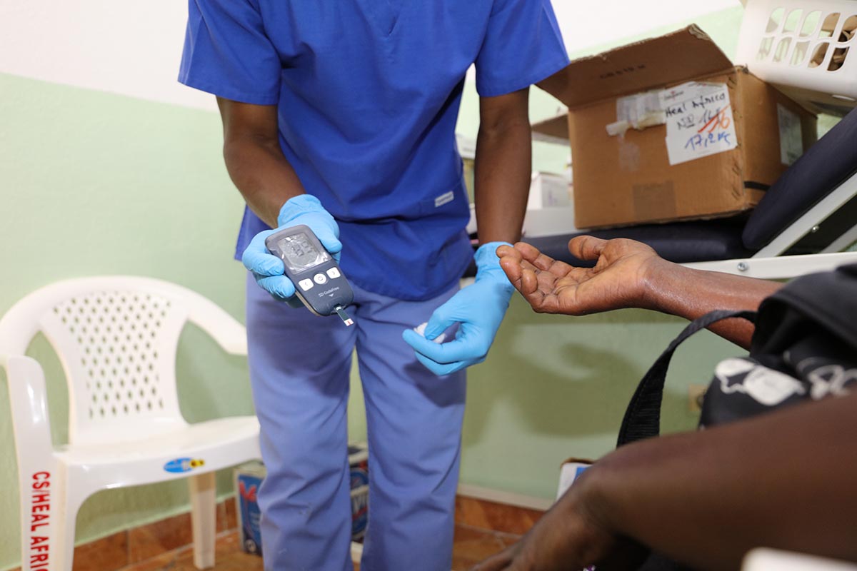 HEAL Africa, JournÃ©e Mondiale du DiabÃ¨te : apprendre Ã  contrÃ´ler sa maladie