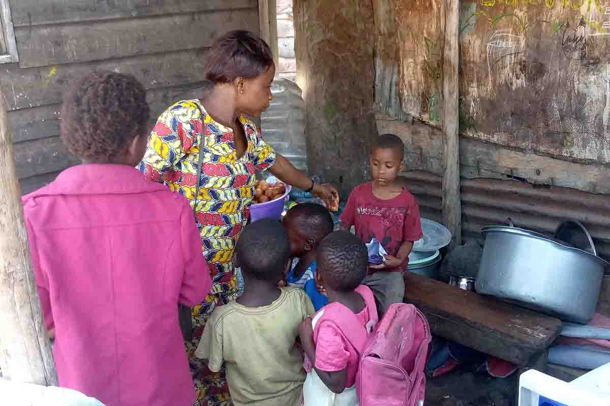 Séparés de leurs parents après éruption du Nyiragongo, ces enfants ont besoin de nous !