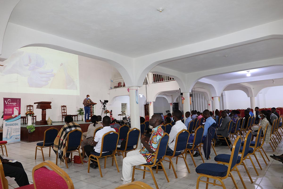 HEAL Africa : Troisième conférence nationale de l’Association des Médecins Chrétiens en RDC –AMC