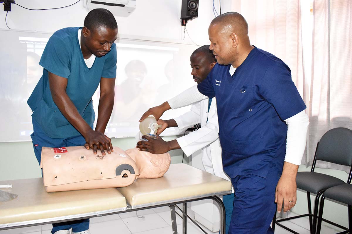 HEAL Africa Lance la 4ème Promotion de Formation en Soins d’Urgence Cliniques au Bénéfice du Personnel Soignant Congolais