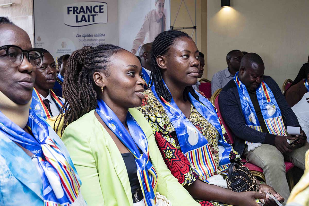 Quand les infirmier(e)s sont outillé(e)s, des vies sont sauvées : HEAL Africa célèbre la Journée Internationale des Infirmier(e)s 2026
