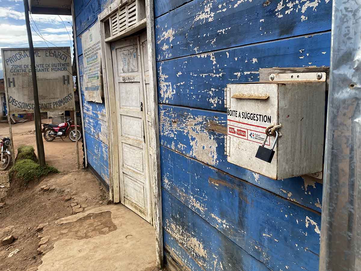 Boîtes à suggestion : un outil sûr pour se faire entendre et agir contre les actes d’EAS sur l’axe Butembo-Kanyabayonga